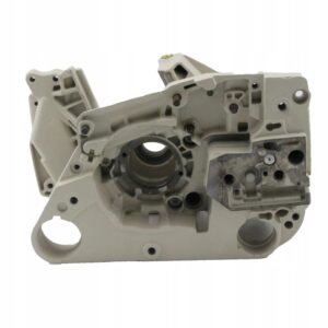 KARTER OBUDOWA SILNIKA STIHL MS260 MS240 024 026